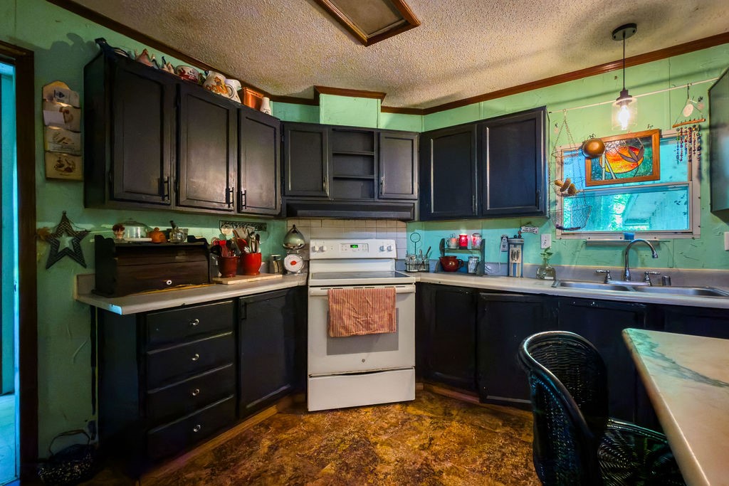 120 County Road 3646 Clifton TX 76634