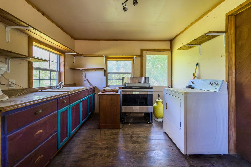 120 County Road 3646 Clifton TX 76634