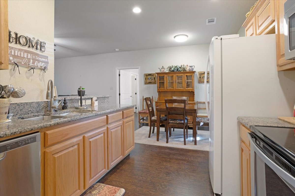 732 E Bullock Street Denison TX 75021