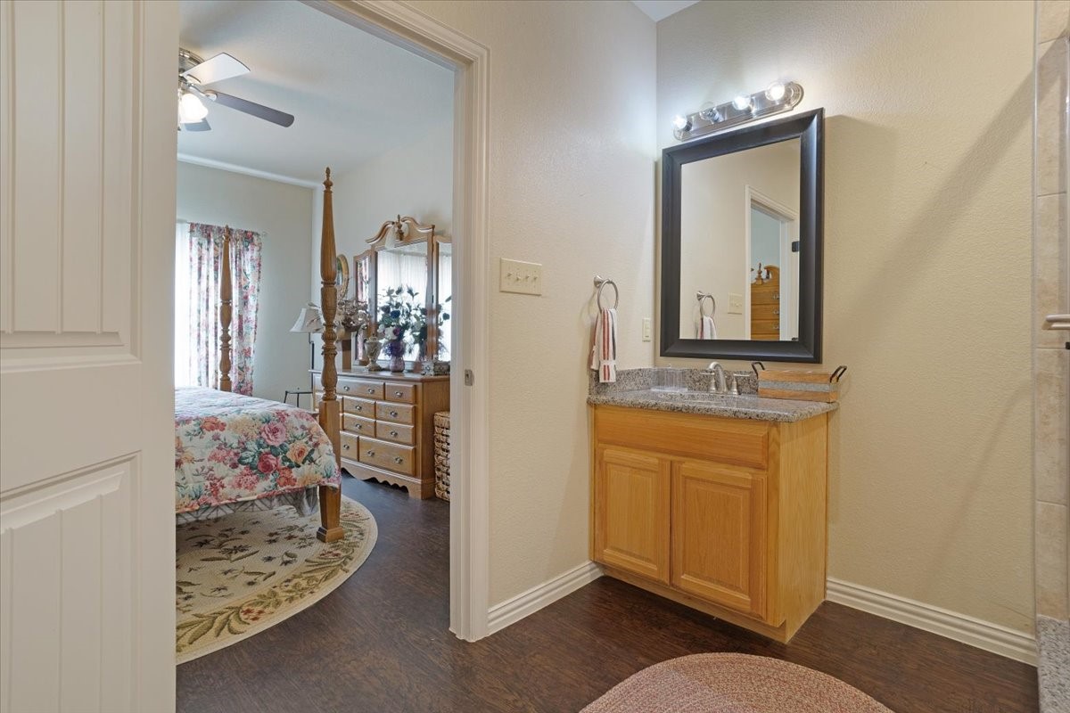 732 E Bullock Street Denison TX 75021