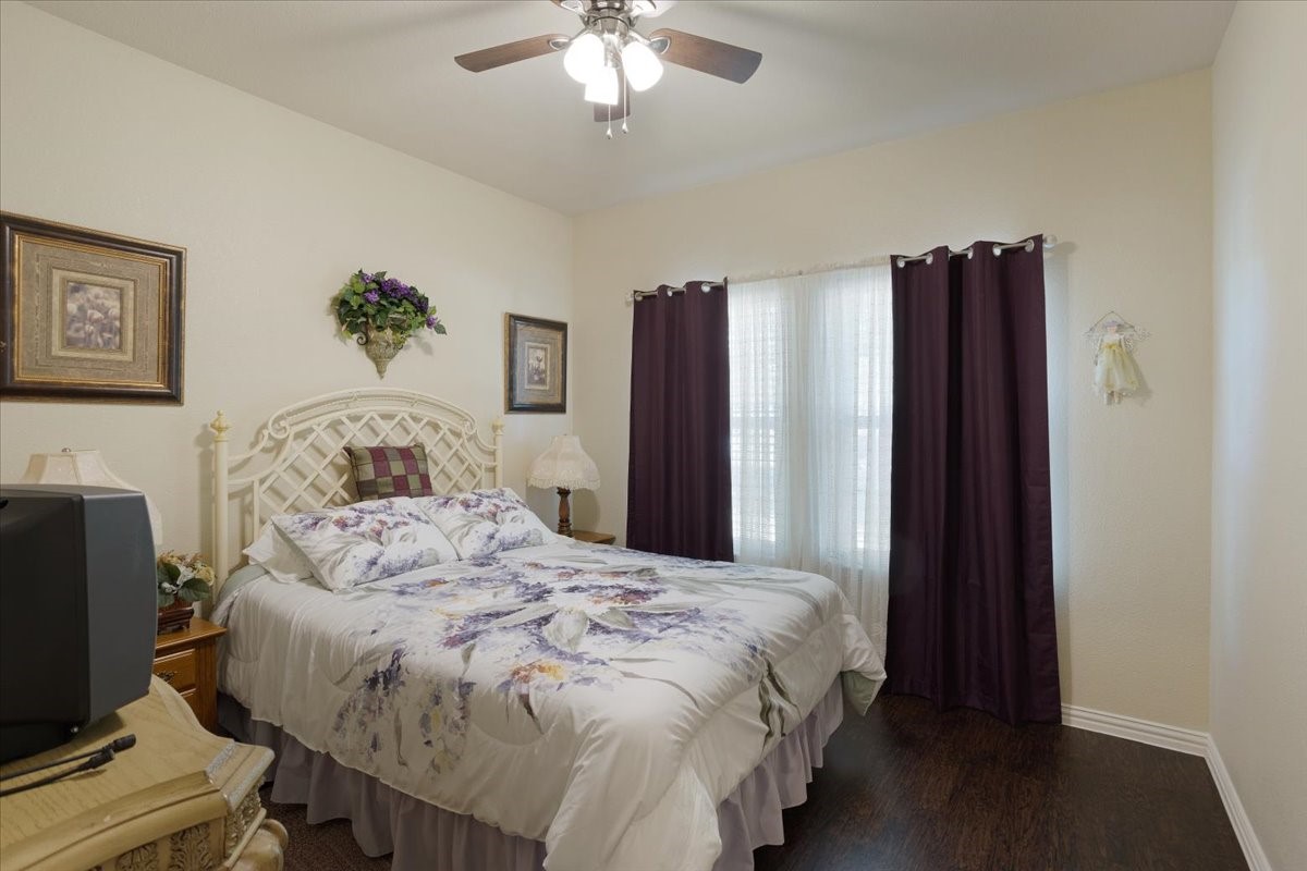 732 E Bullock Street Denison TX 75021