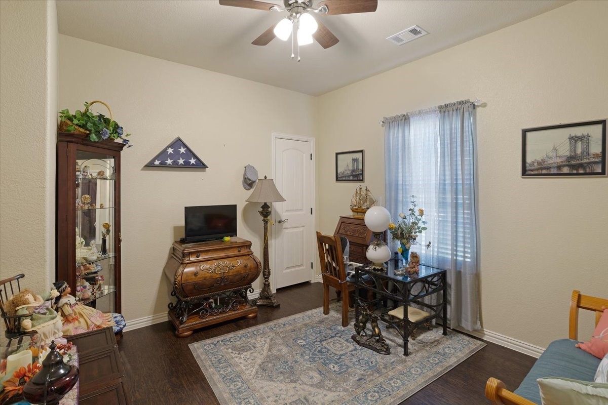 732 E Bullock Street Denison TX 75021