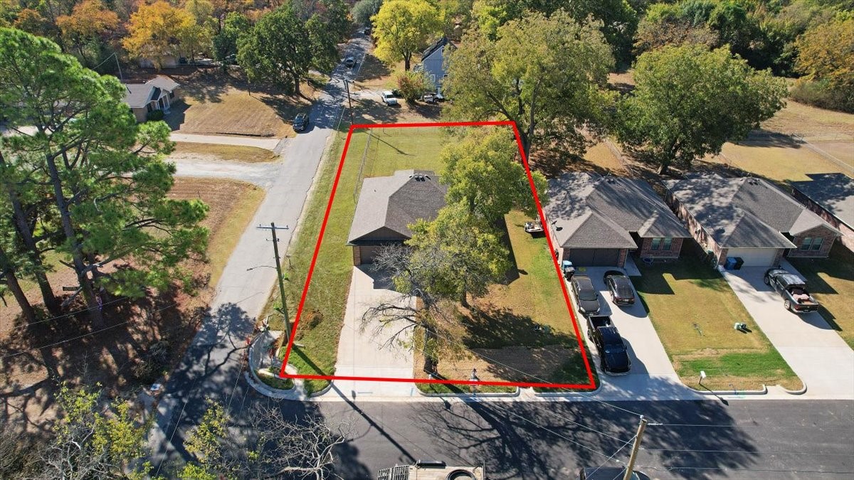 732 E Bullock Street Denison TX 75021