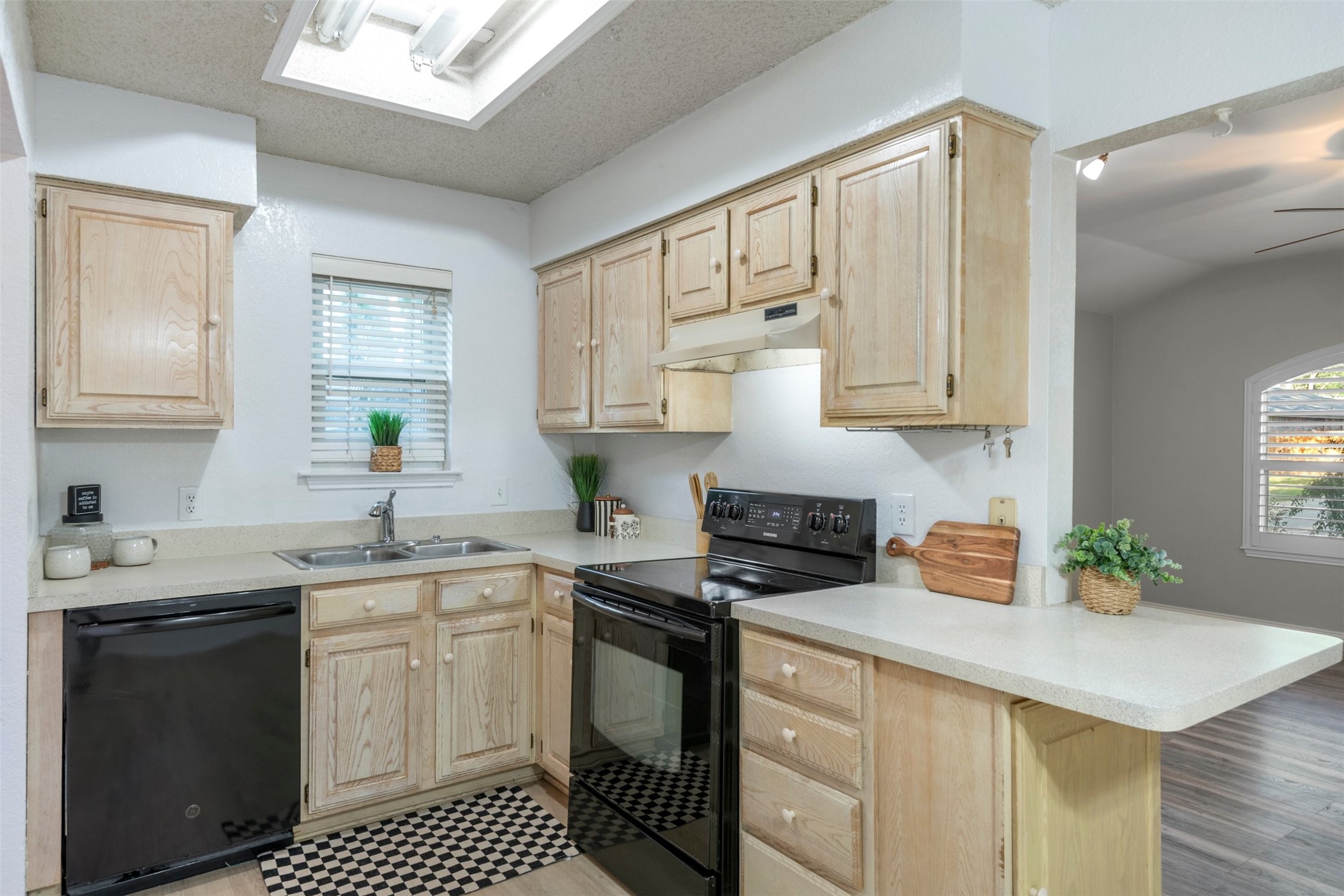 1010 Blue Jay Drive Mansfield TX 76063