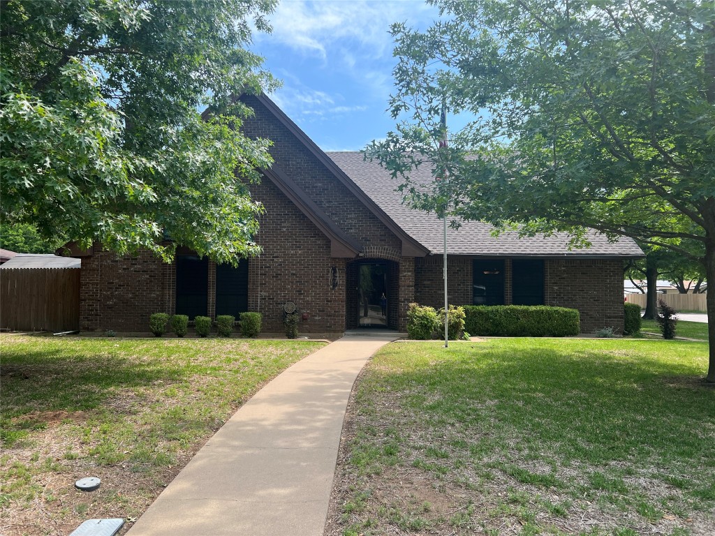511 Sunset Drive Cleburne TX 76033