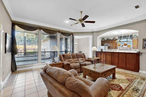 2115 Royal Dominion Court Arlington TX 76006