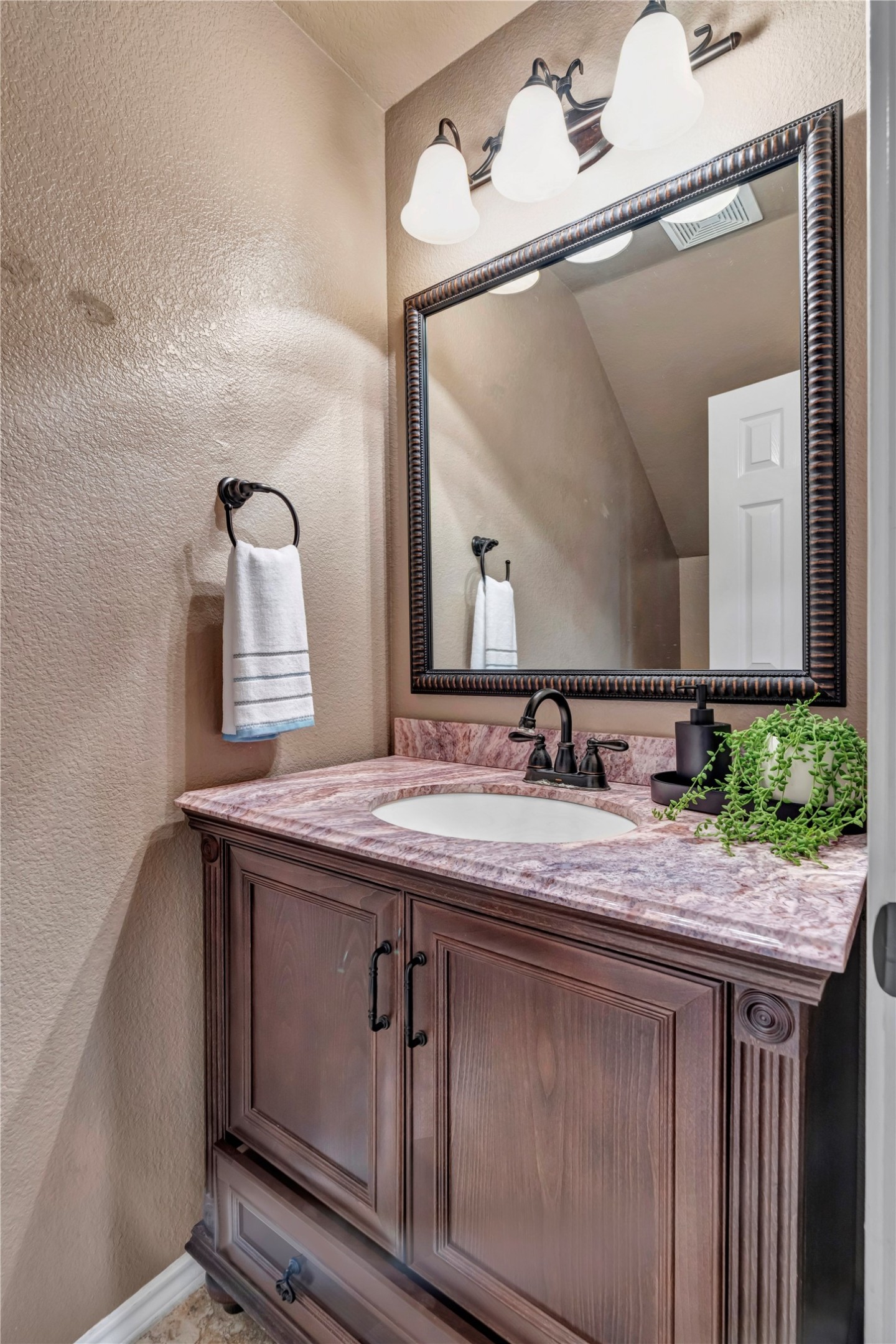 2405 Charlene Drive Plano TX 75074