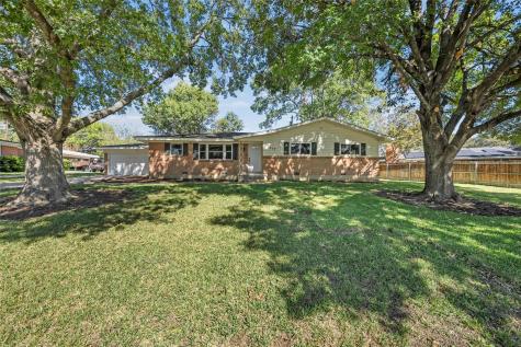 7017 Shady Oaks Drive Waco TX 76710