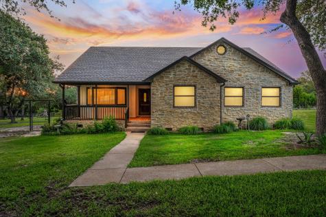 2200 Brookhollow Drive Granbury TX 76048