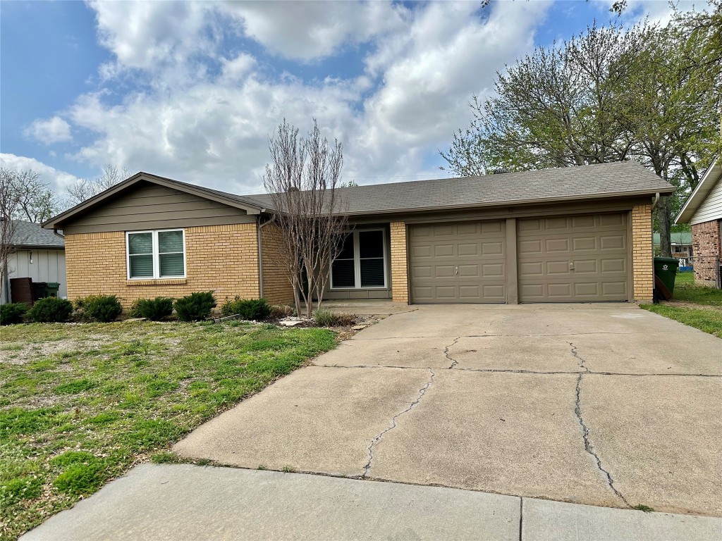 1013 Billie Ruth Lane Hurst TX 76053