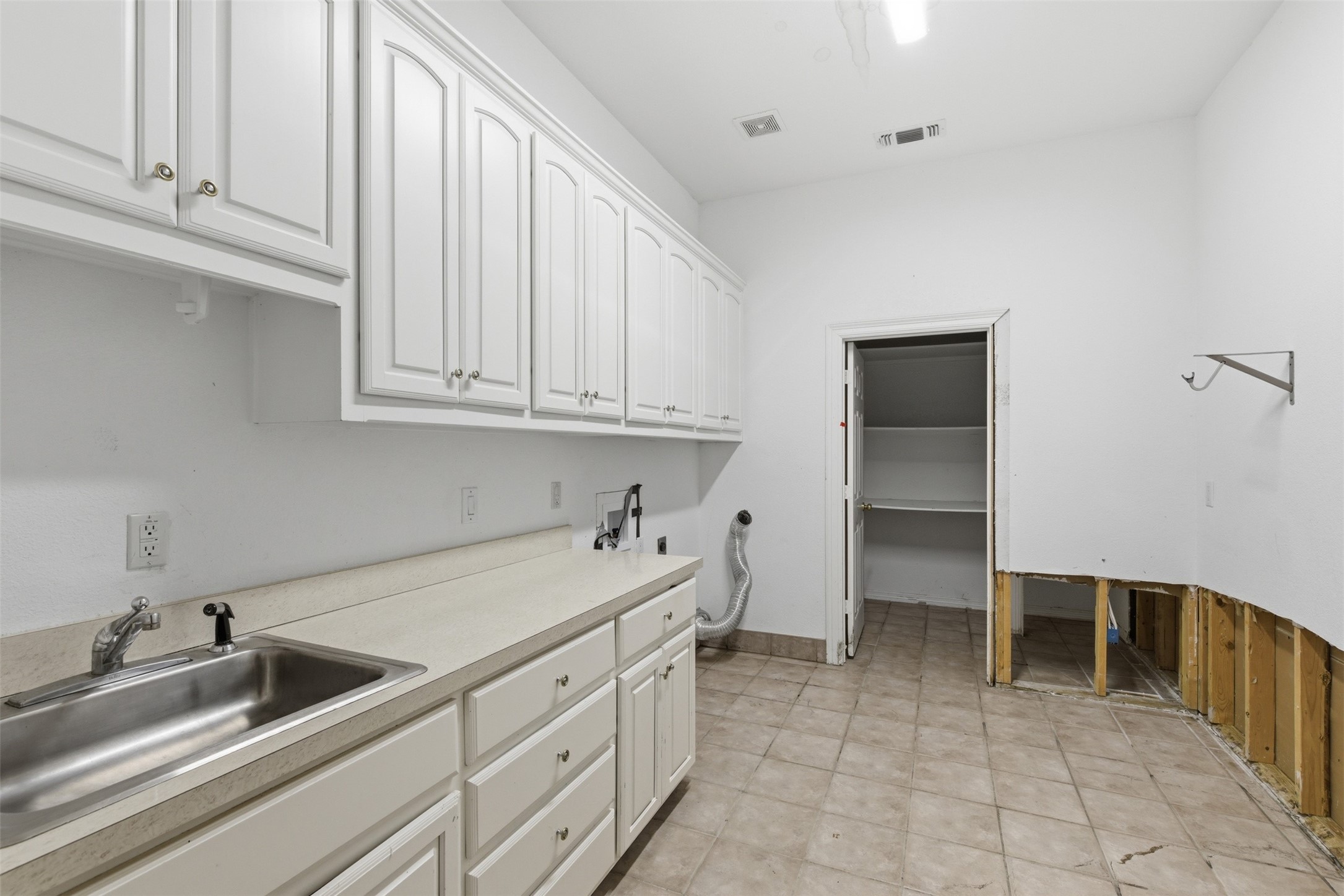 270 Brookbend Drive Waxahachie TX 75165
