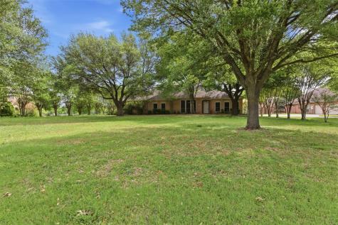 270 Brookbend Drive Waxahachie TX 75165