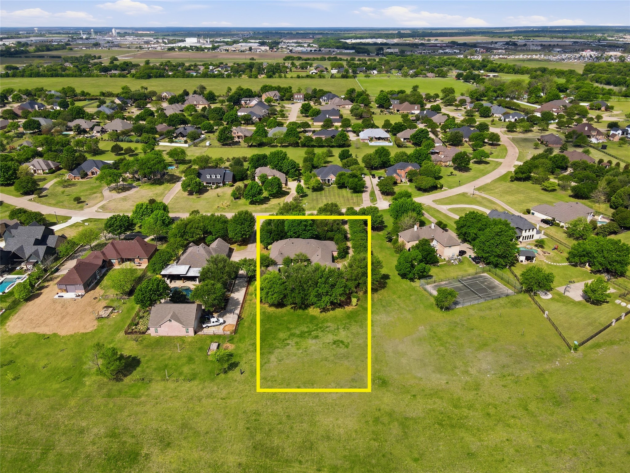 270 Brookbend Drive Waxahachie TX 75165