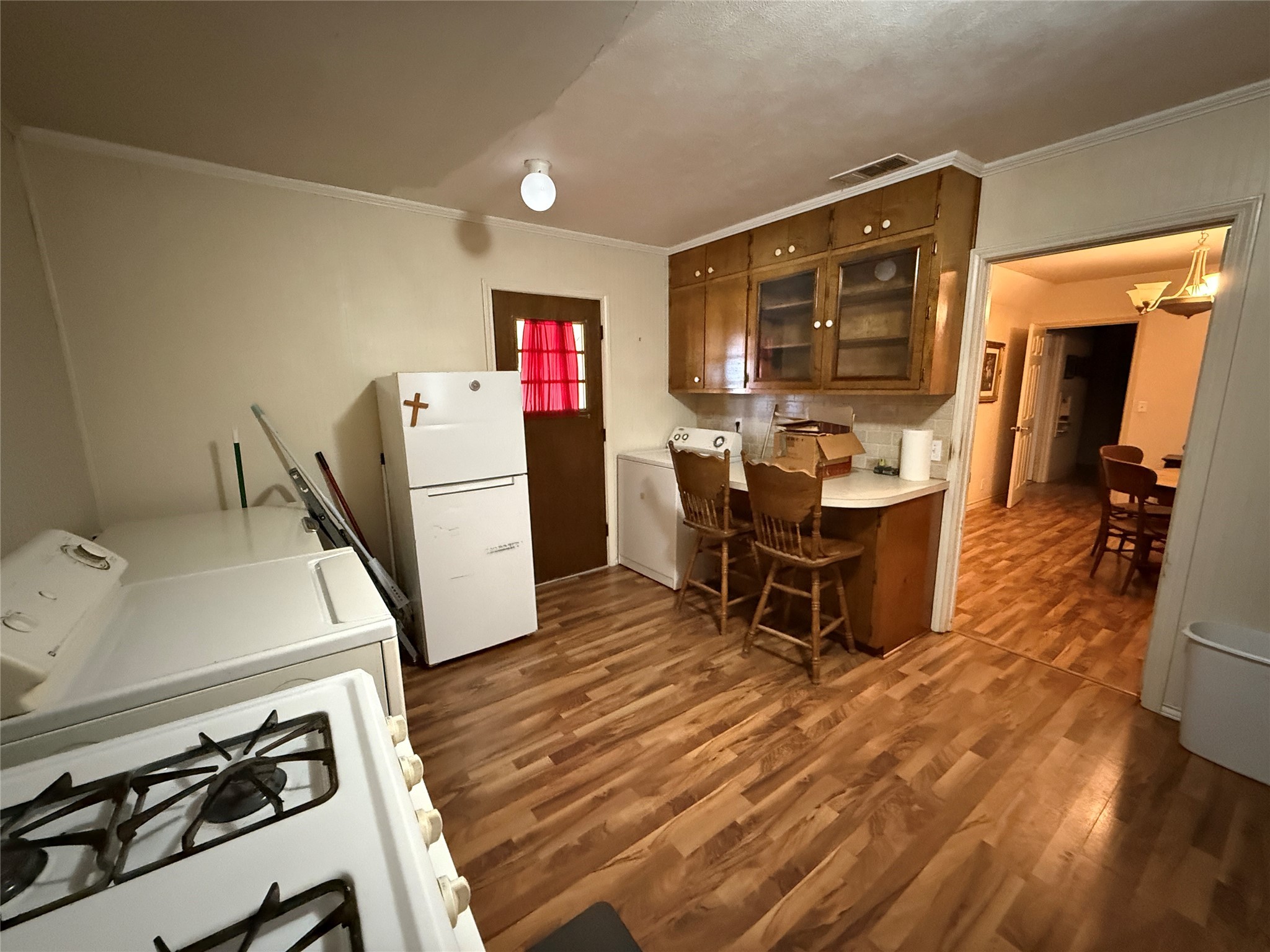 609 E Henry Hamilton TX 76531