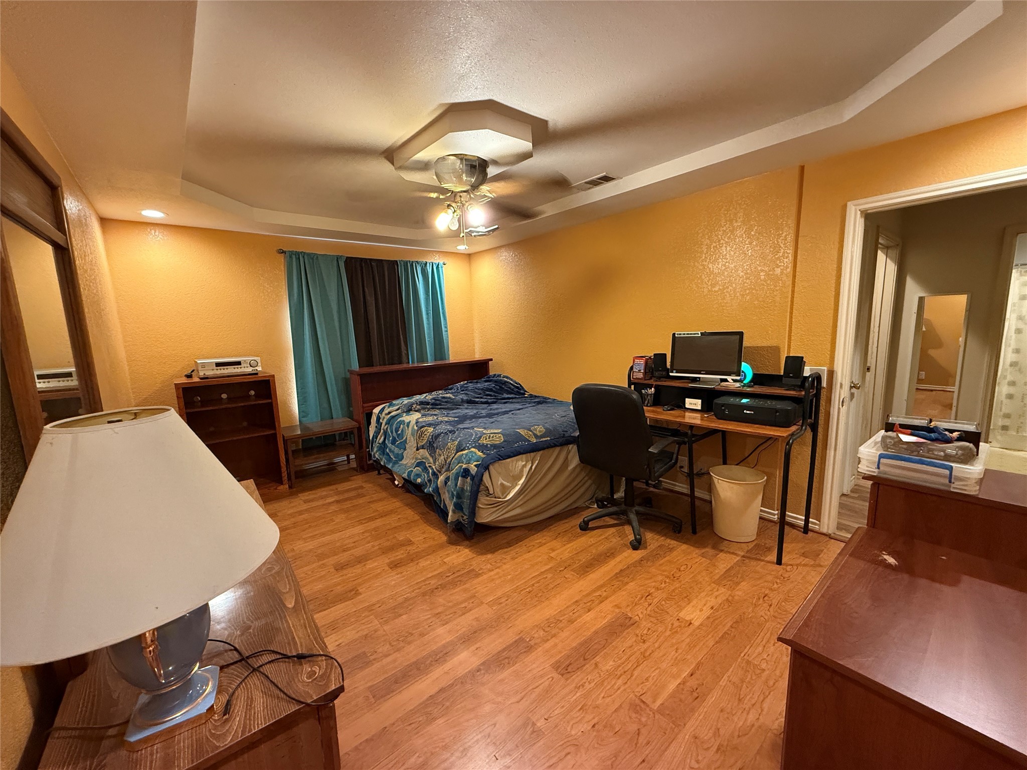 609 E Henry Hamilton TX 76531