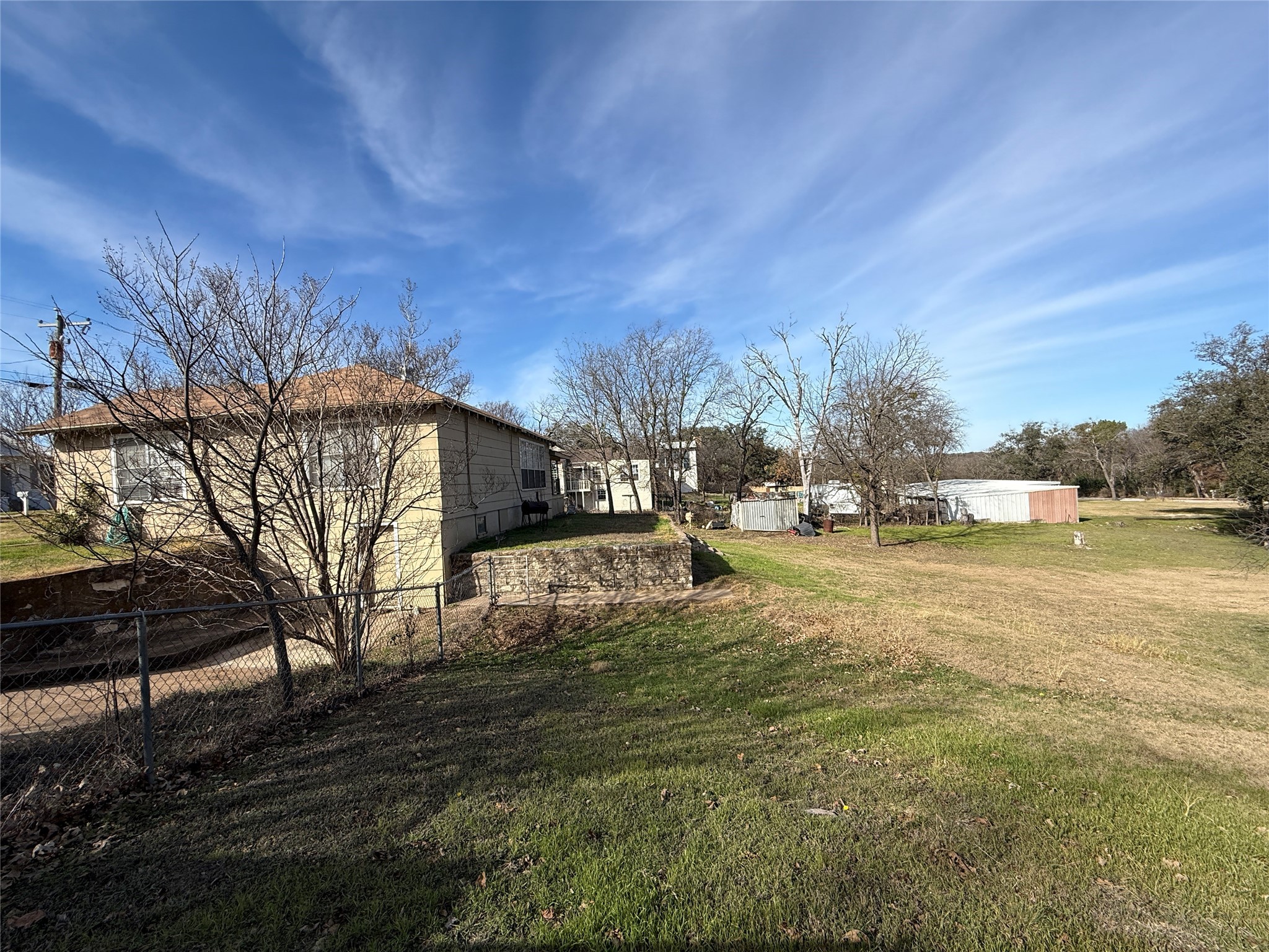 609 E Henry Hamilton TX 76531
