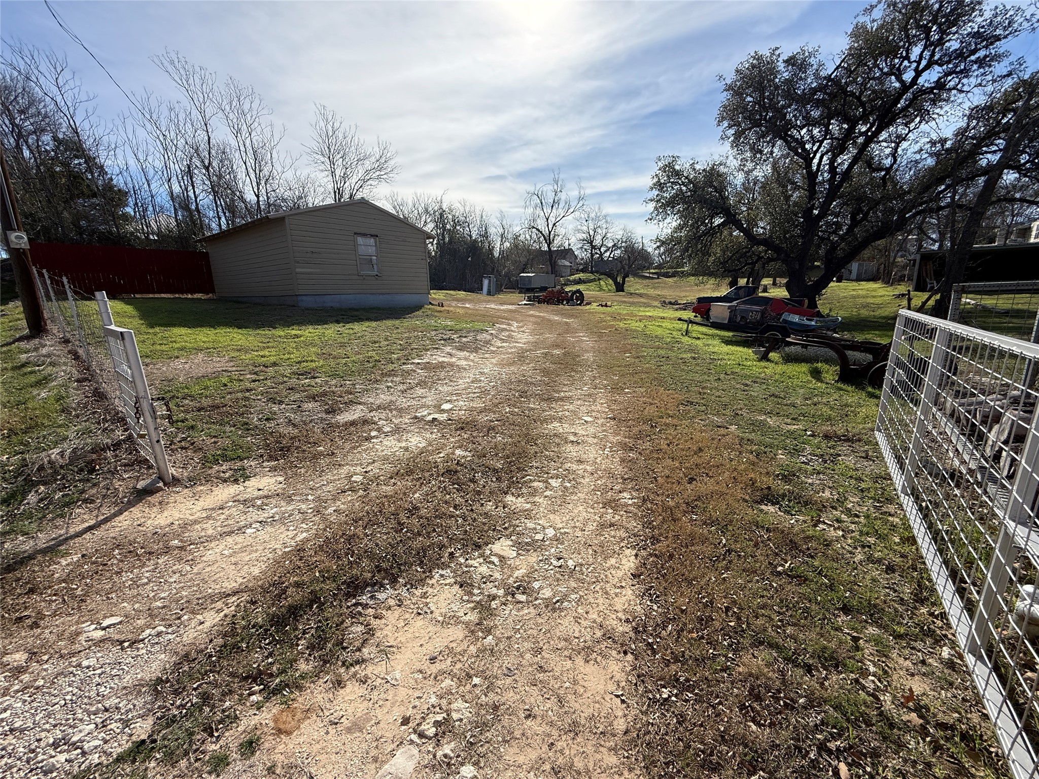 609 E Henry Hamilton TX 76531