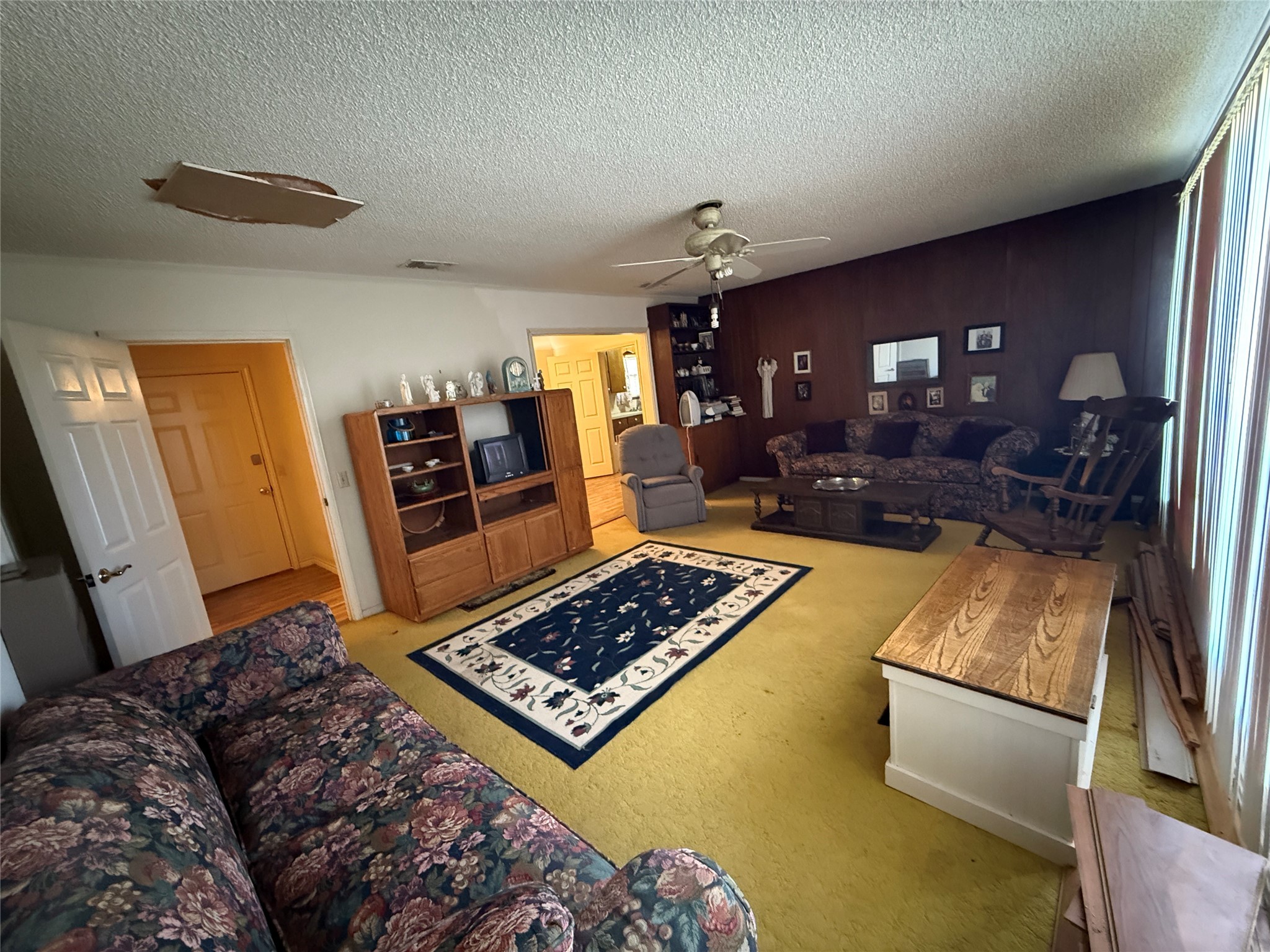 609 E Henry Hamilton TX 76531