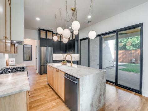 10641 Larchfield Lane Dallas TX 75238
