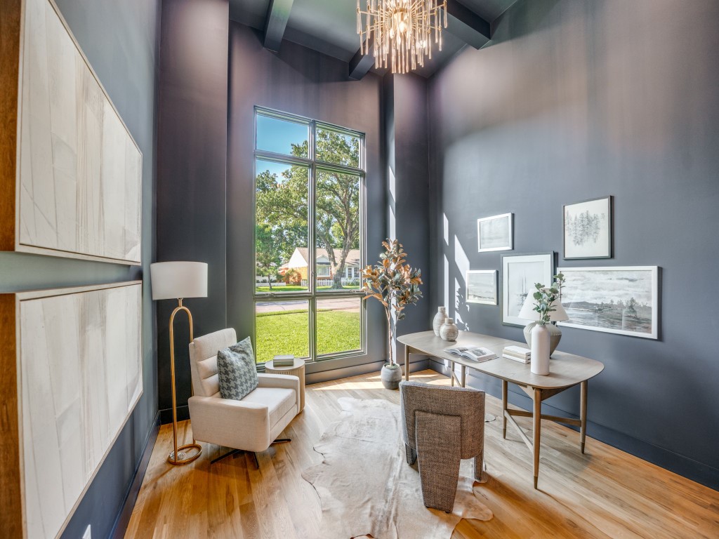 10641 Larchfield Lane Dallas TX 75238