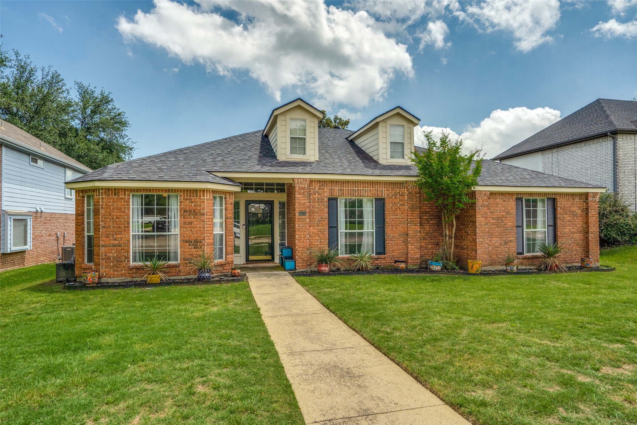 826 Deerlake Drive Allen TX 75002