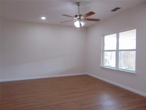 1326 Lucchese Lane Dallas TX 75253