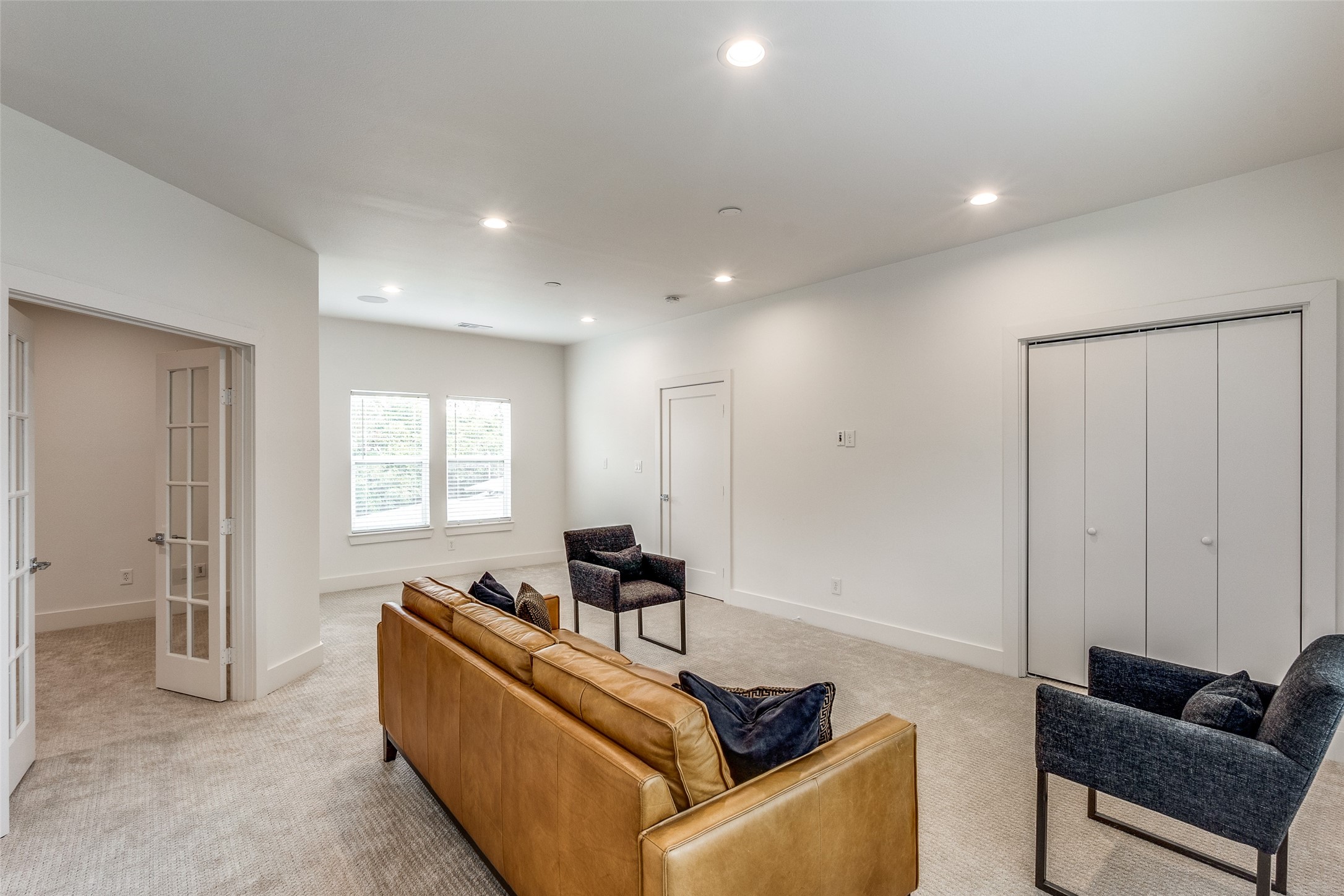6331 Lakeshore Dallas TX 75214