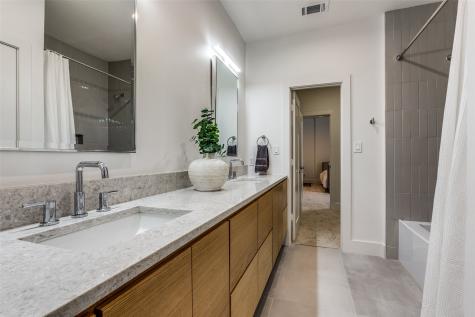 6331 Lakeshore Dallas TX 75214