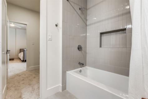 6331 Lakeshore Dallas TX 75214