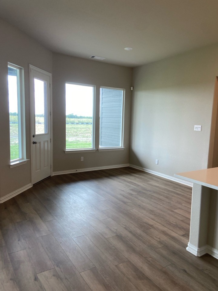 660 County Road 200 Valley View TX 76272