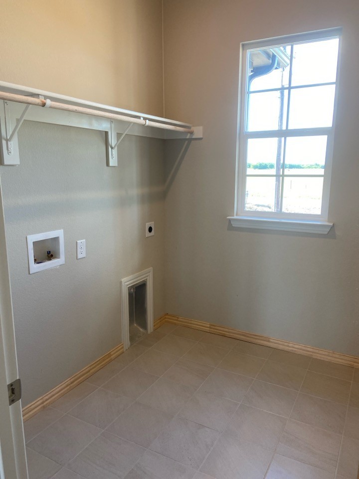 660 County Road 200 Valley View TX 76272