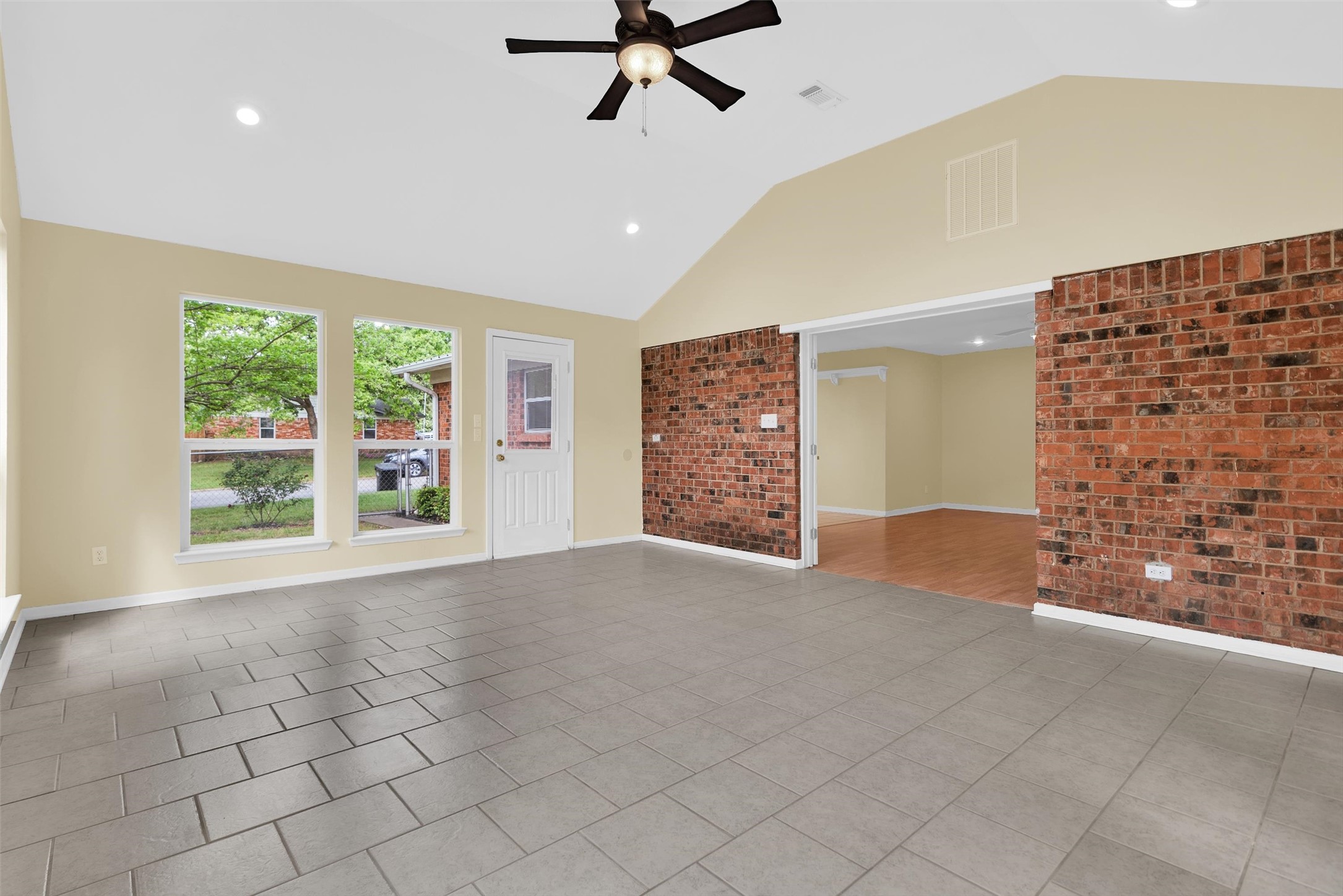 146 Bob White Road Denison TX 75020