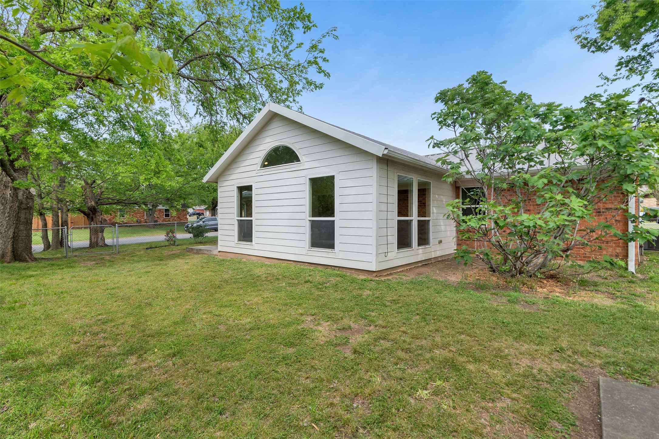 146 Bob White Road Denison TX 75020
