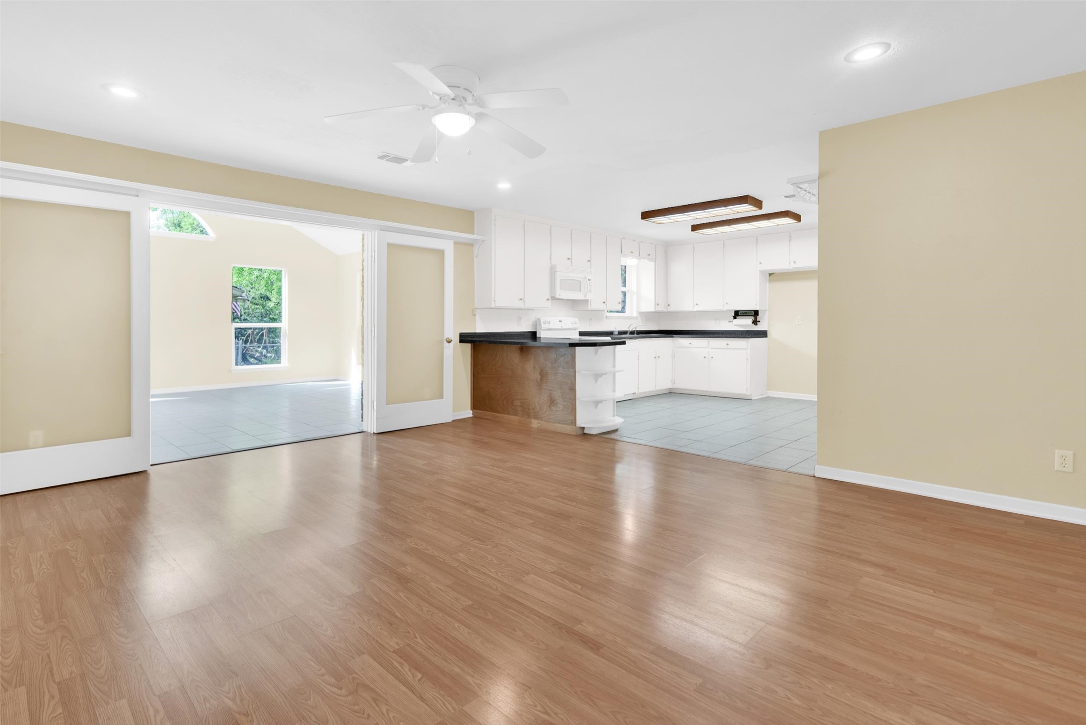146 Bob White Road Denison TX 75020