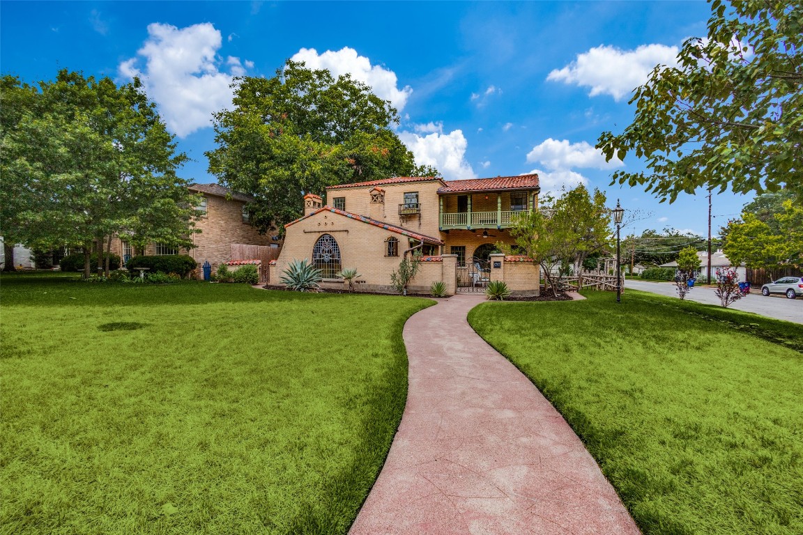 6969 Lakewood Boulevard Dallas TX 75214