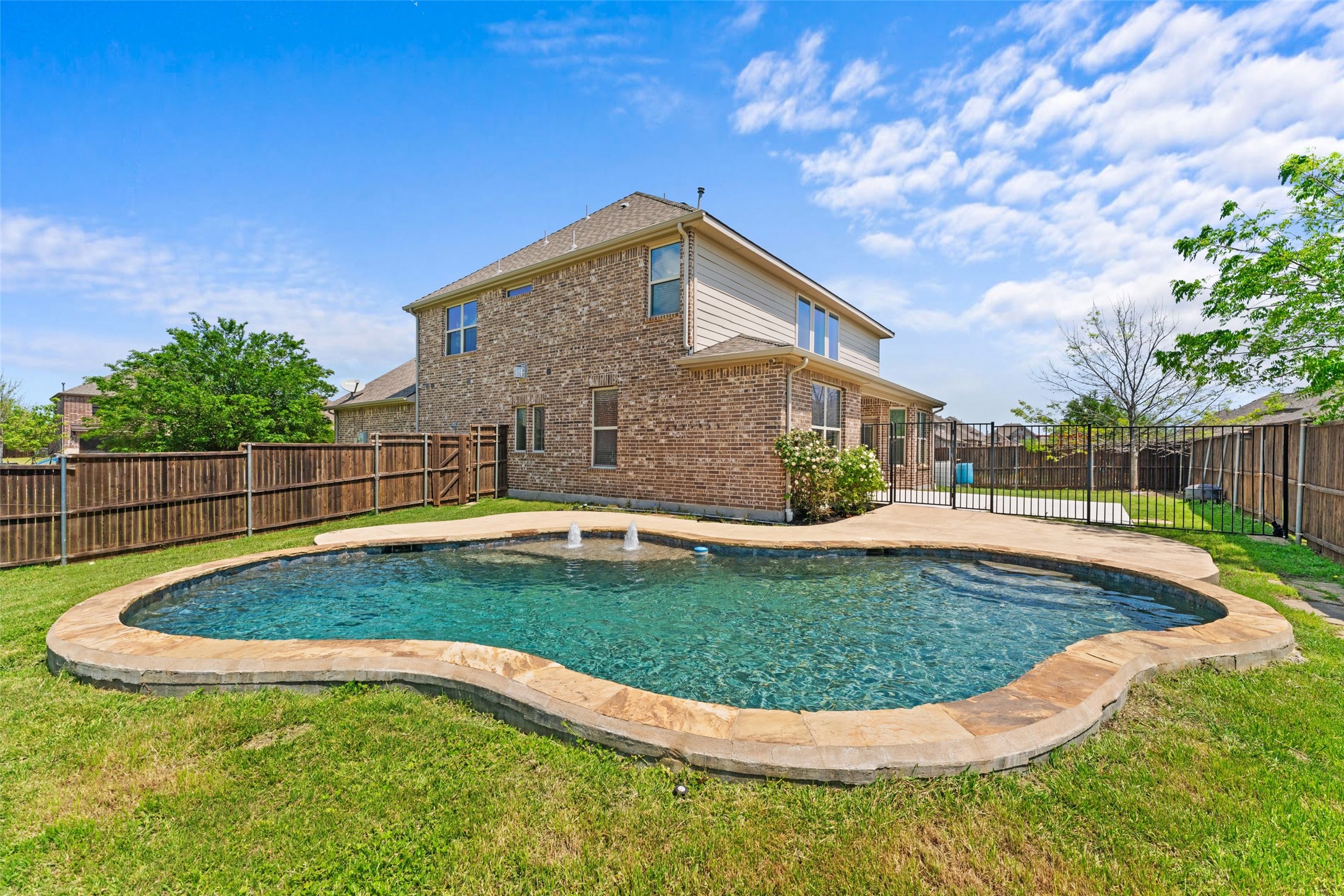 3122 Spring Creek Trail Celina TX 75078