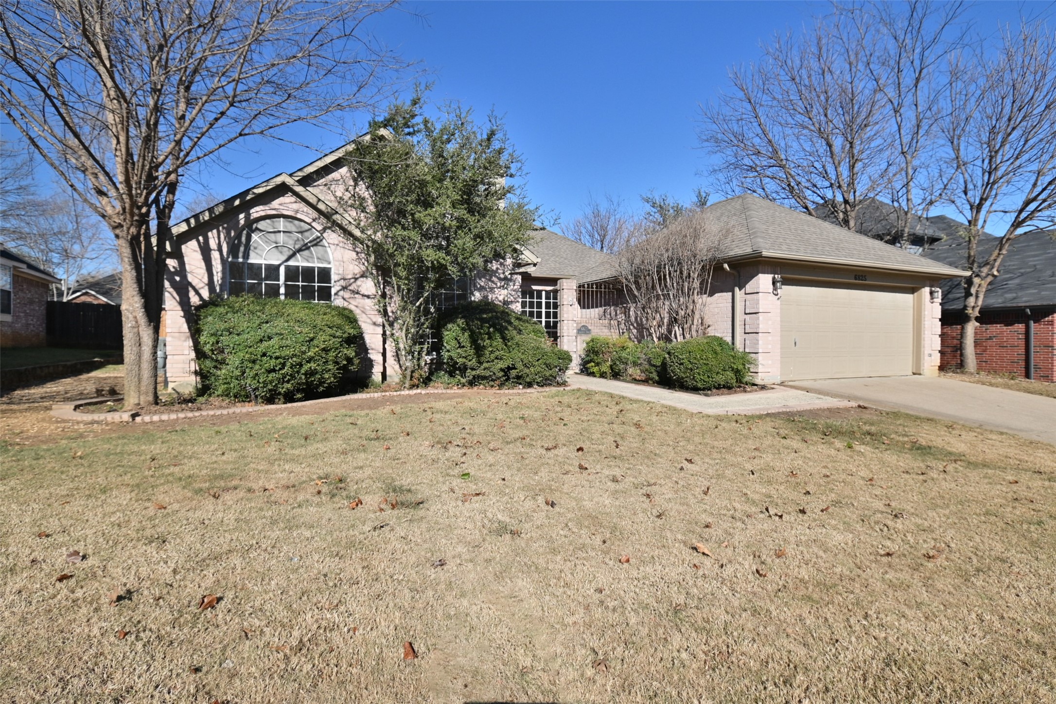 6825 Greenleaf Drive North Richland Hills TX 76182