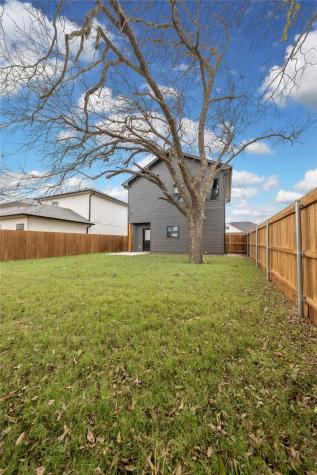 307 Live Oak Trail Valley Mills TX 76689