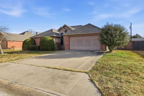 921 Calder Street Howe TX 75459
