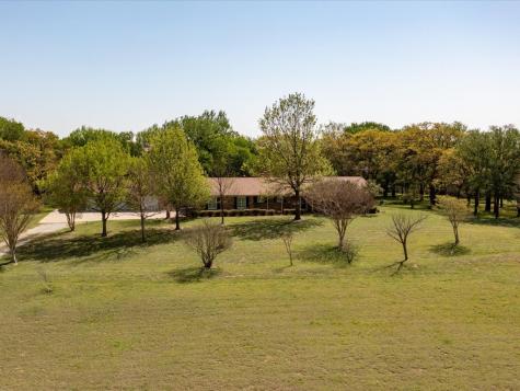 113 County Road 4377 Decatur TX 76234