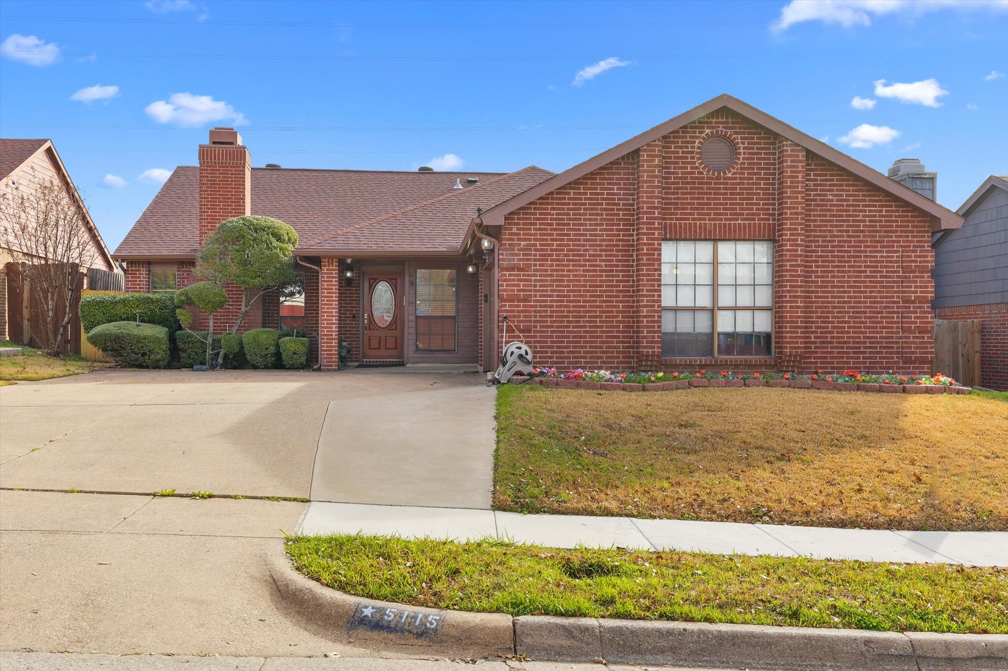 5115 Nocona Lane Arlington TX 76018