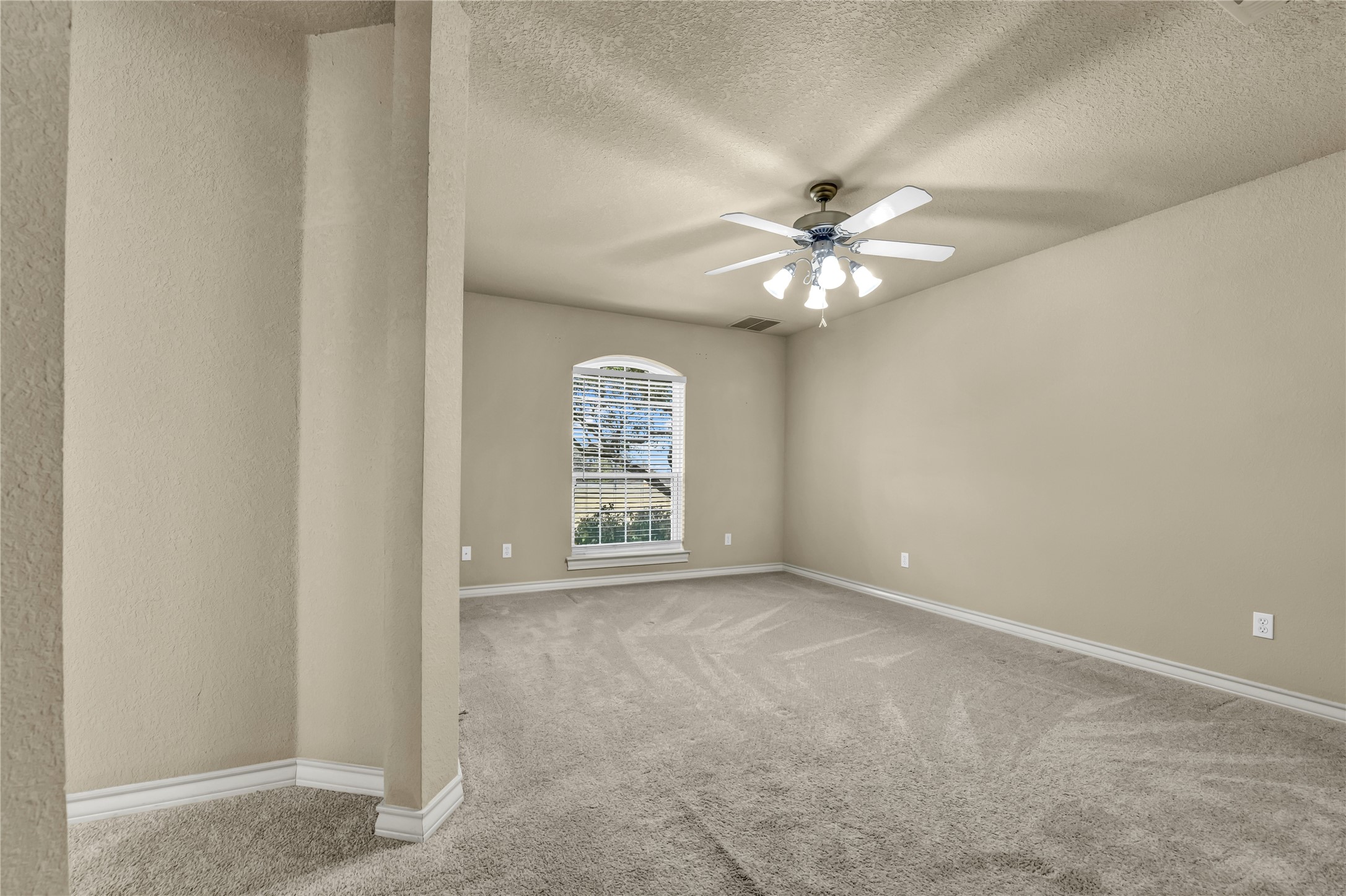 136 Arapahoe Ridge Weatherford TX 76087