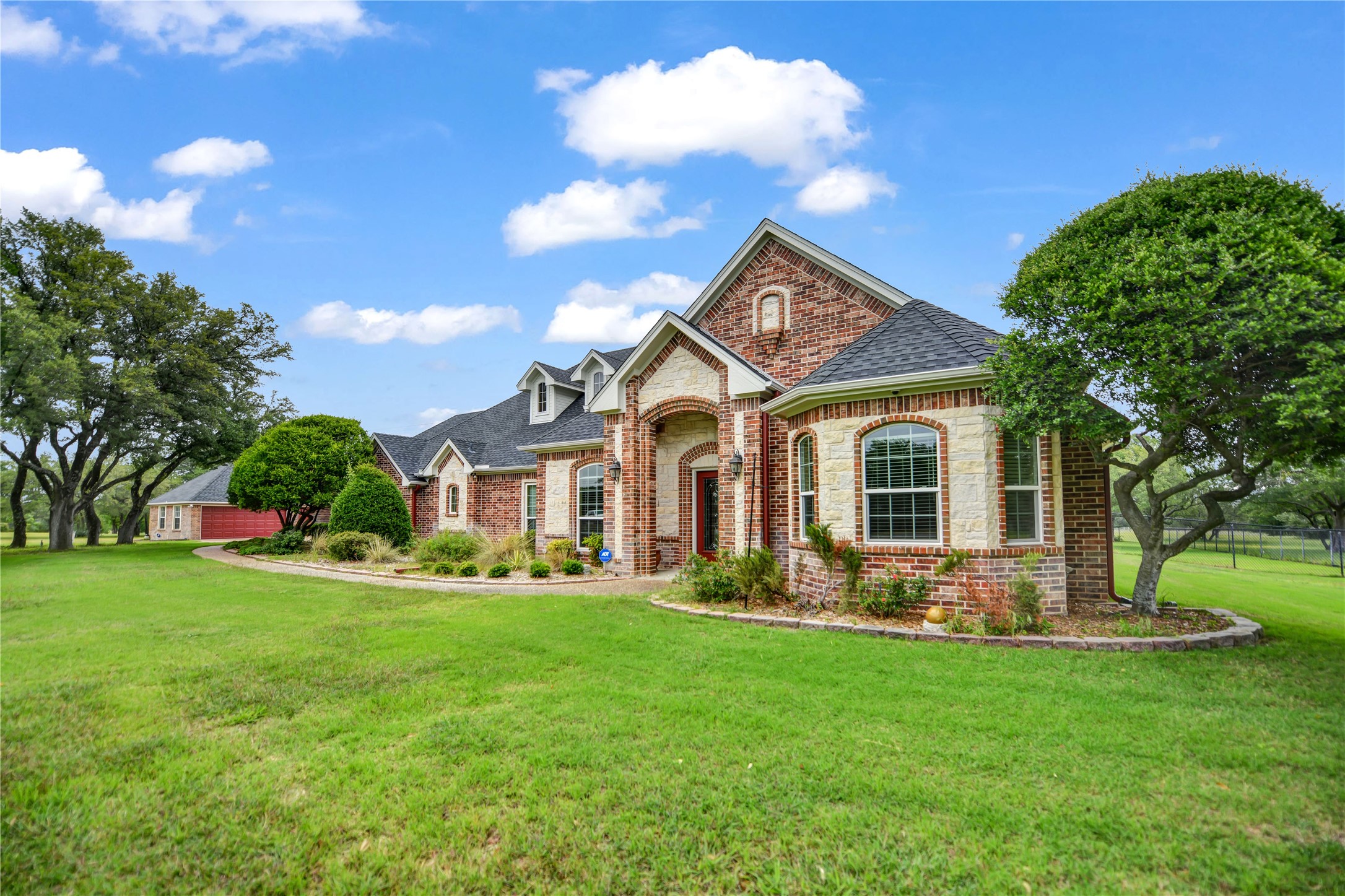 136 Arapahoe Ridge Weatherford TX 76087