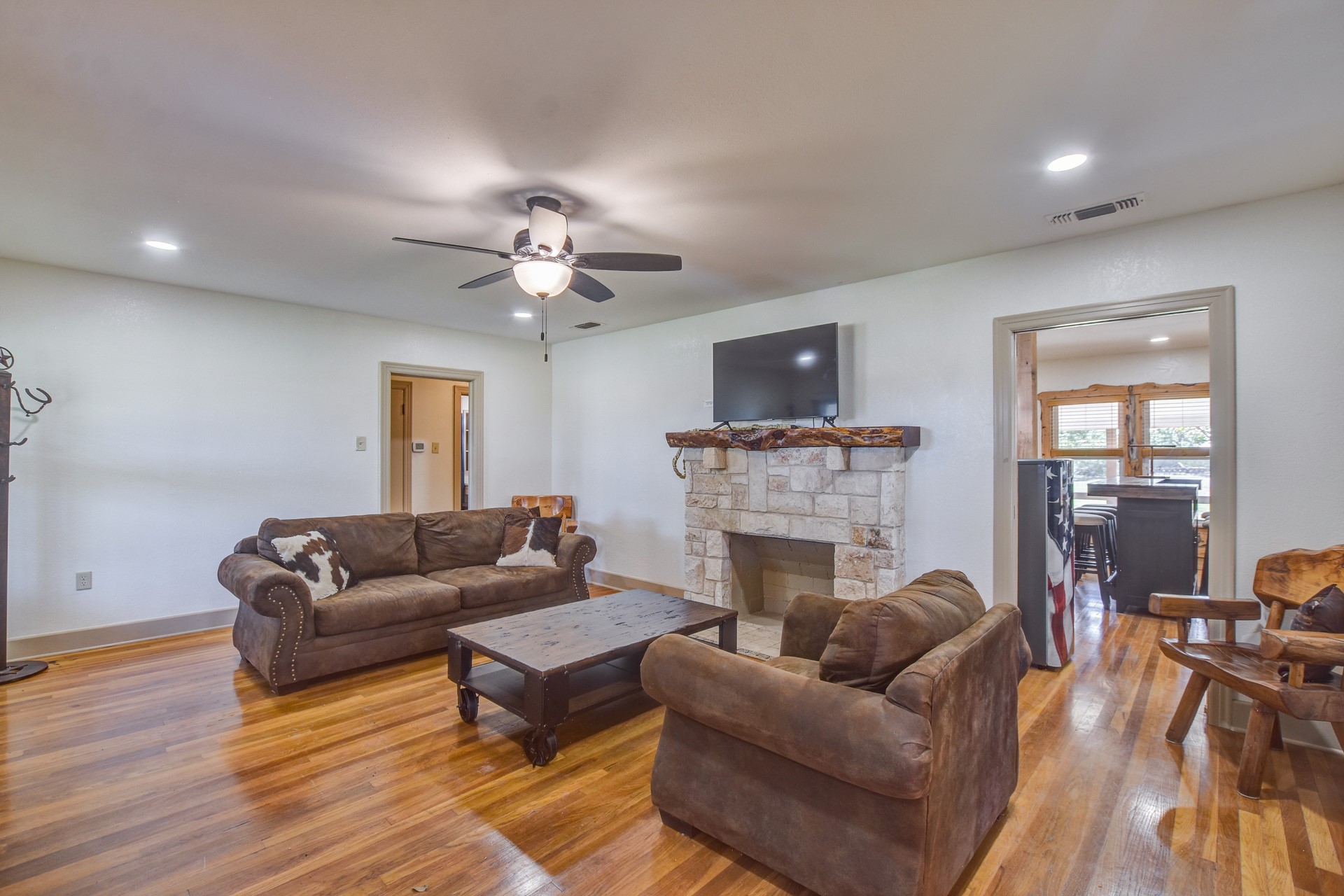 18601 Cr 214 Brookesmith TX 76827