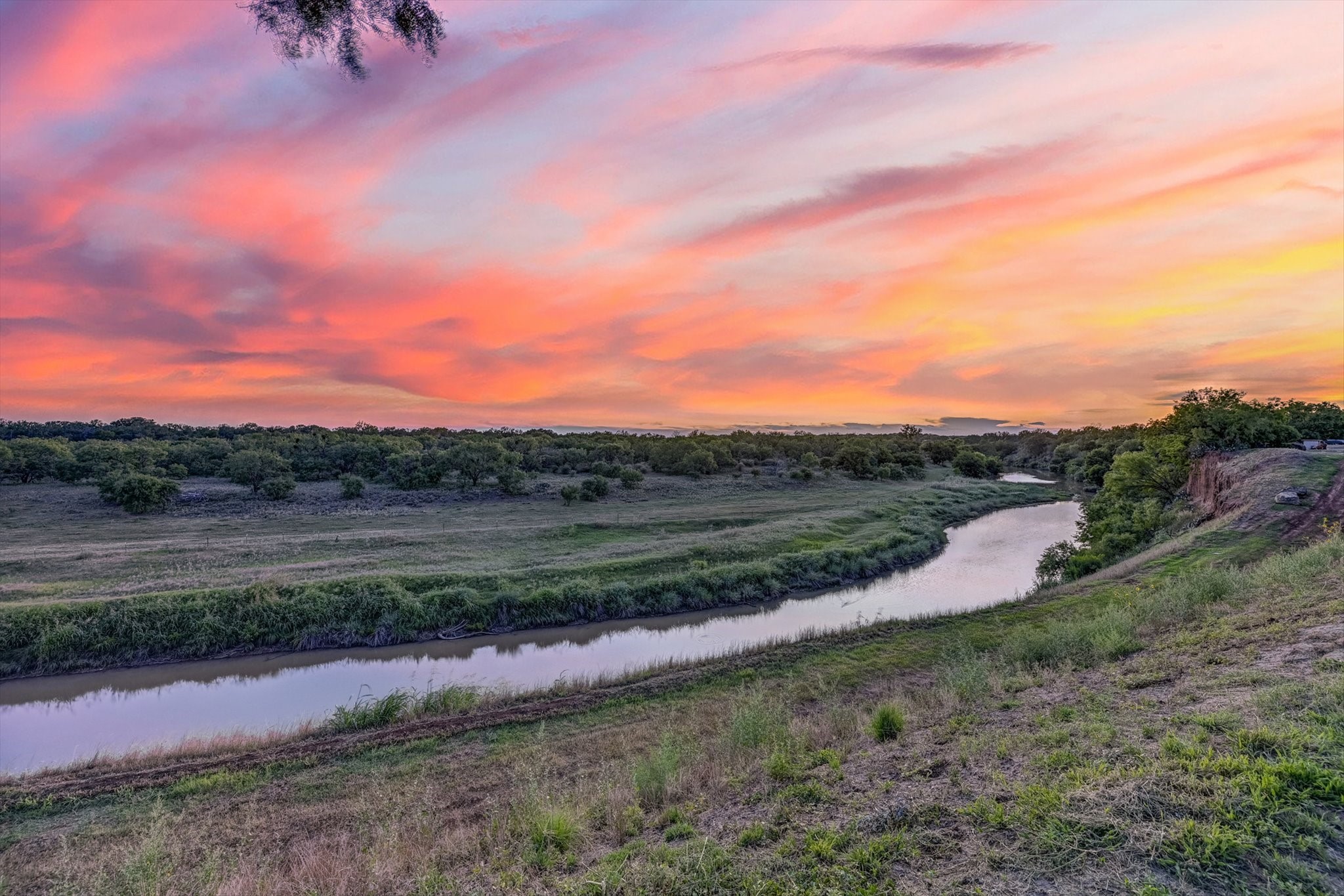 18601 Cr 214 Brookesmith TX 76827