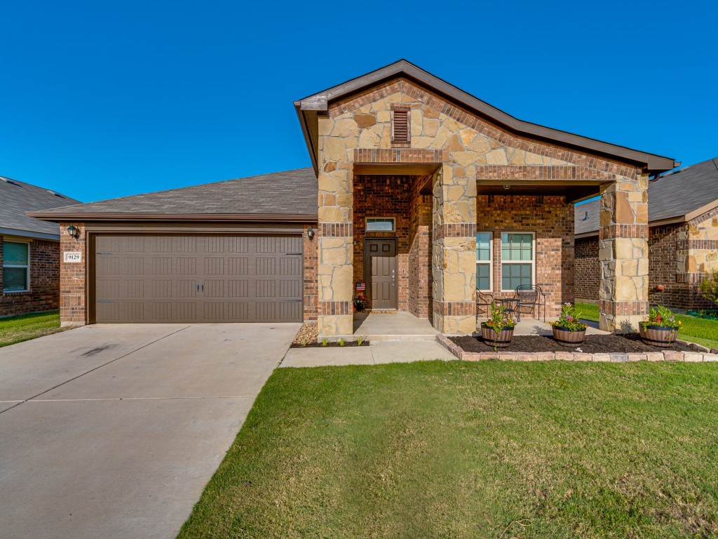 9129 Poynter Street Fort Worth TX 76123