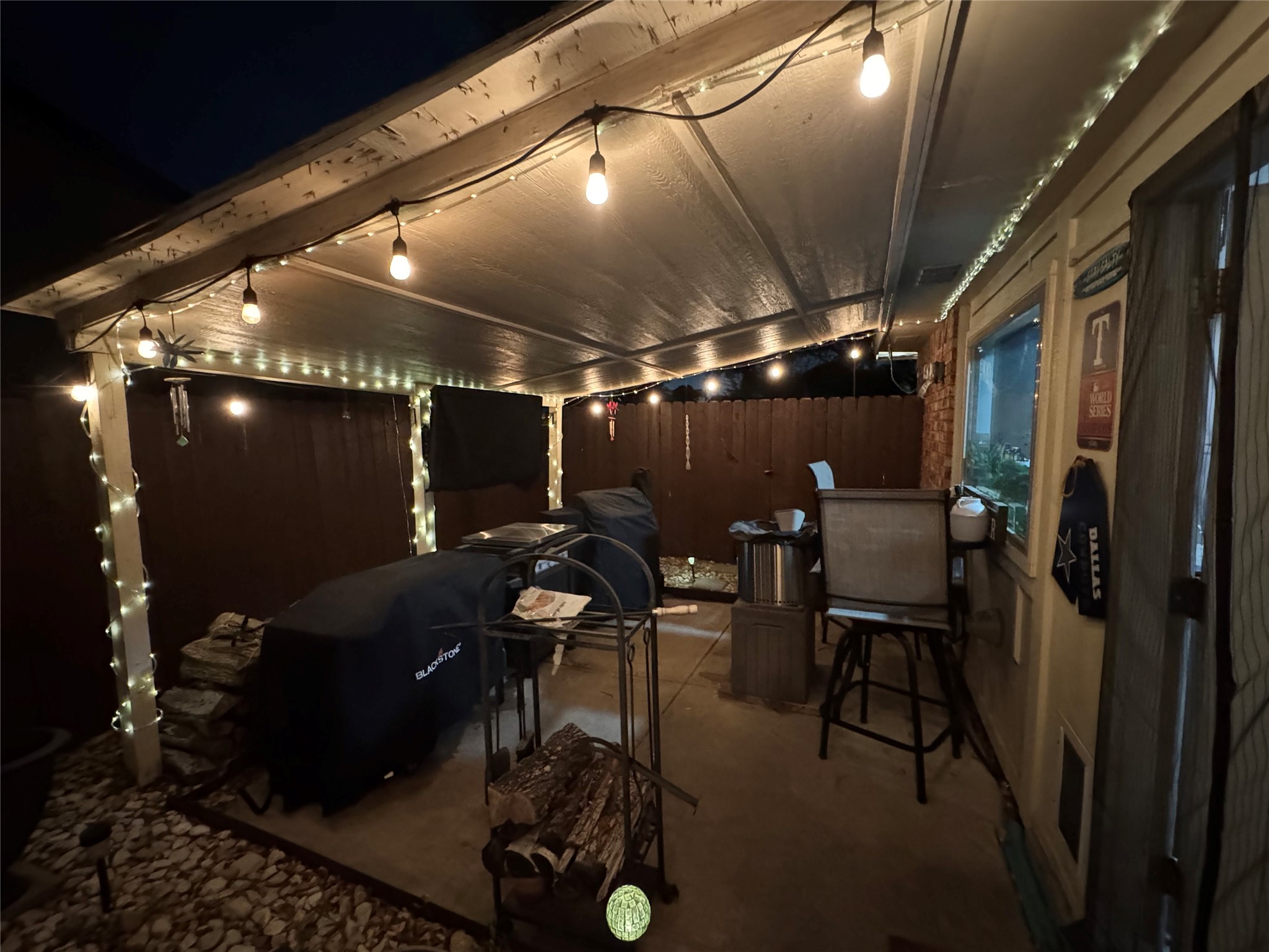 6330 Mccartney Lane Garland TX 75043