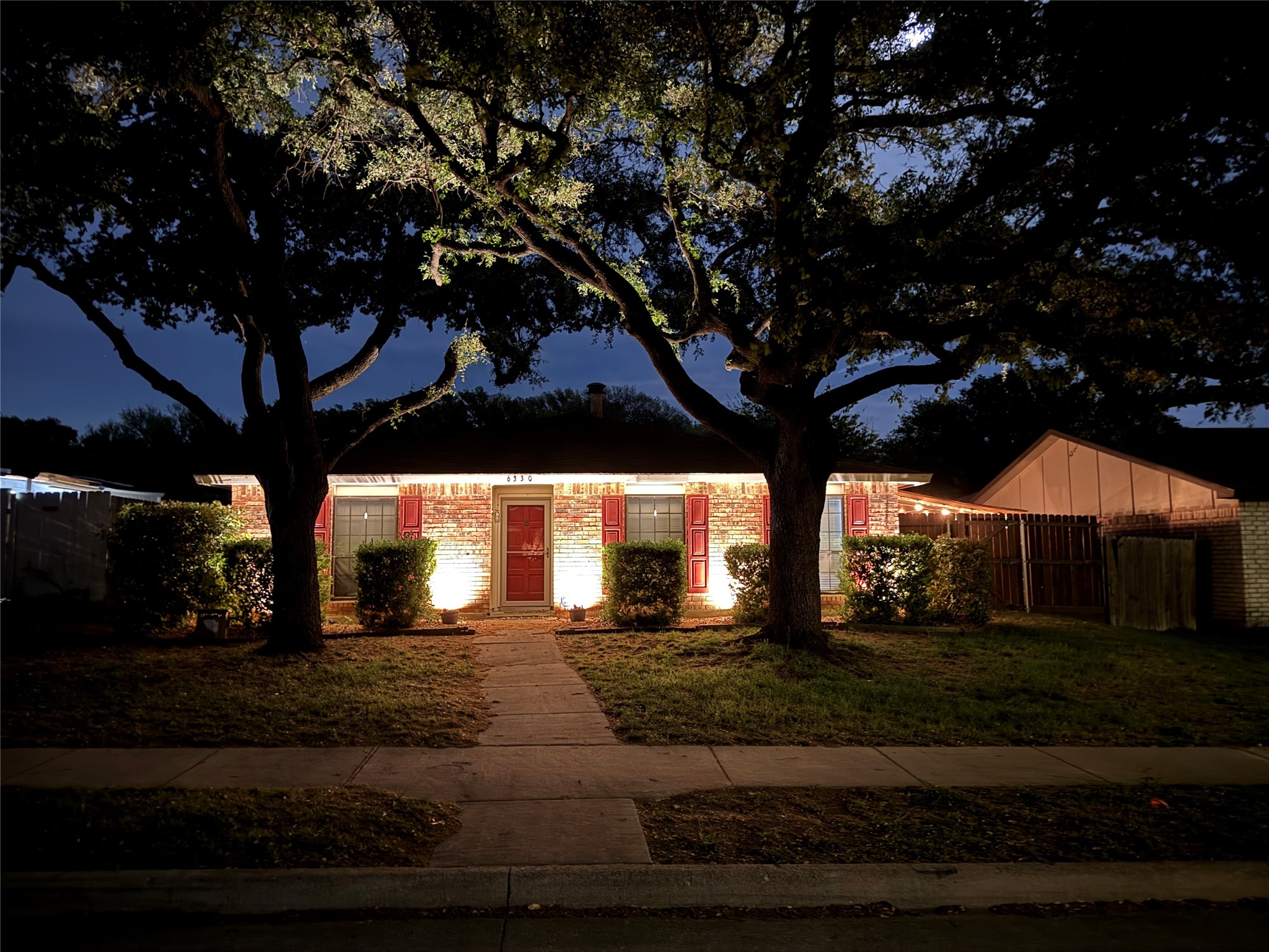 6330 Mccartney Lane Garland TX 75043