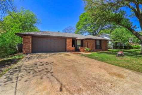 117 N Stewart Avenue Lancaster TX 75146