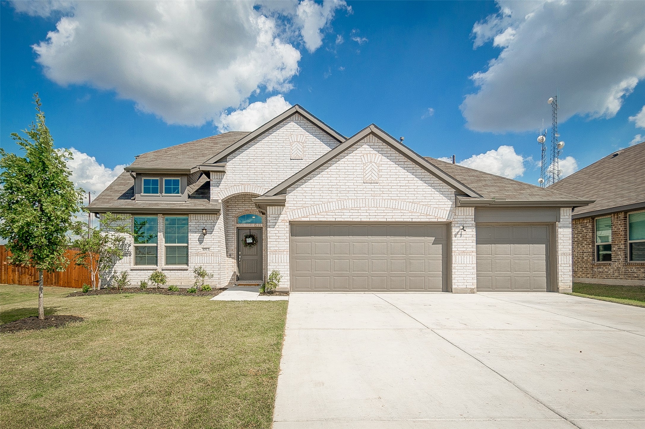 1013 Hopper Lane Van Alstyne TX 75495